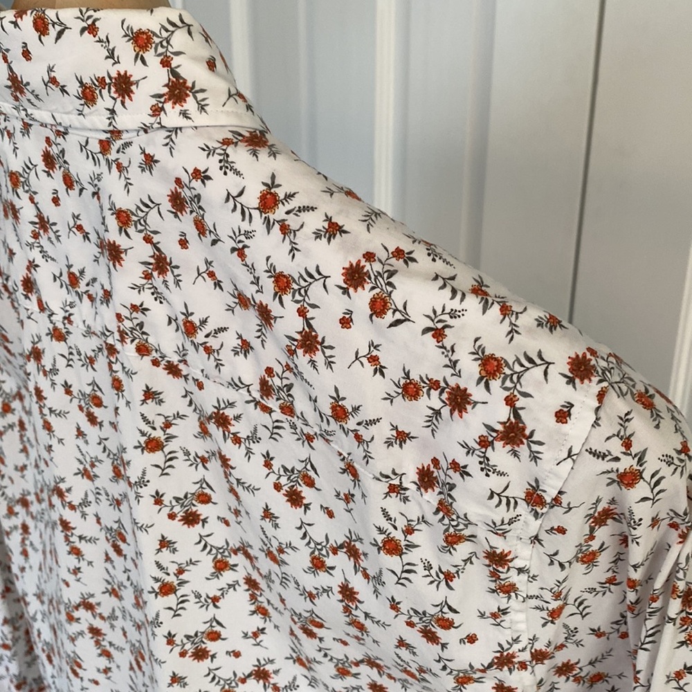 Abercrombie / White Floral Button-up / Small (Super Slim) - Picture 6 of 8